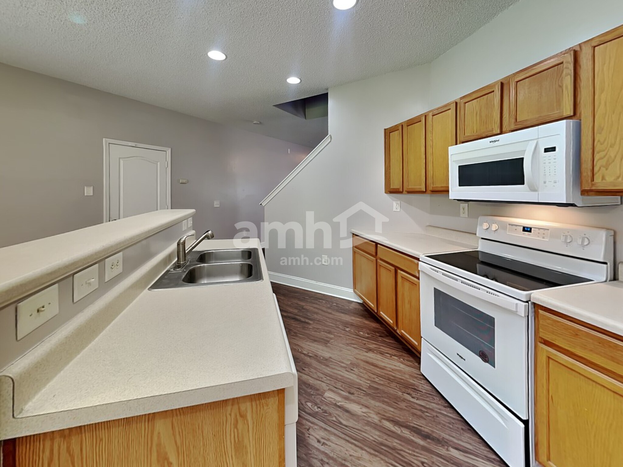 Building Photo - 312 Lameshur Ln