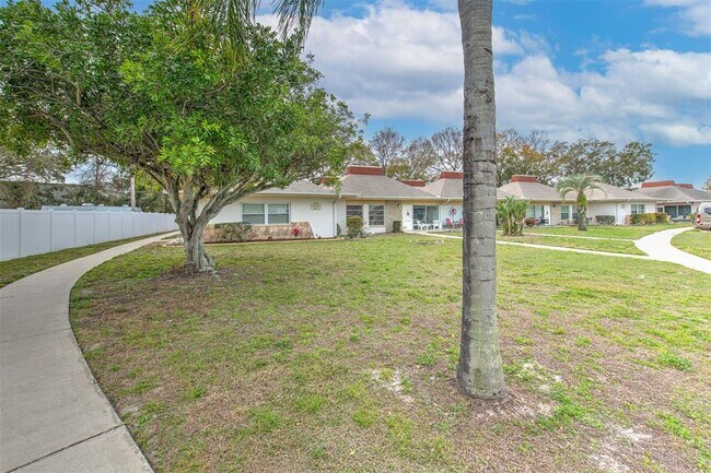 Building Photo - 4313 Tahitian Gardens Cir