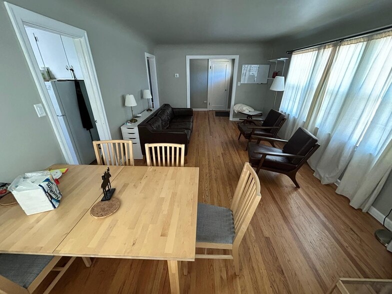 Dining/Living Room - 430 Jason Ave N