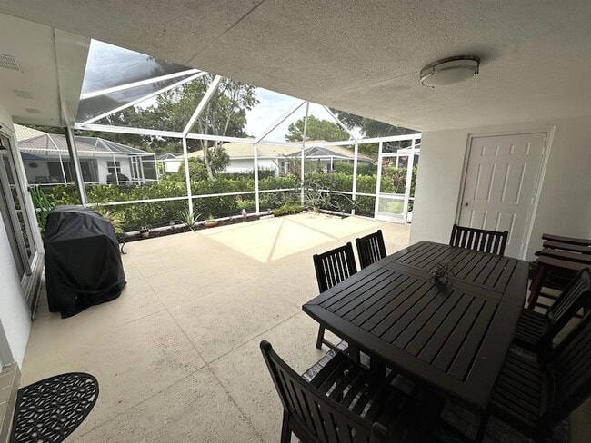 Building Photo - 1702 Silverleaf Oak Ct