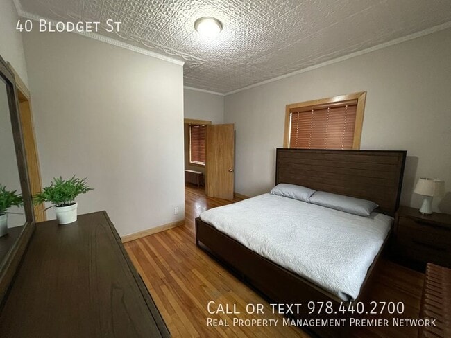 Building Photo - 40 Blodget St