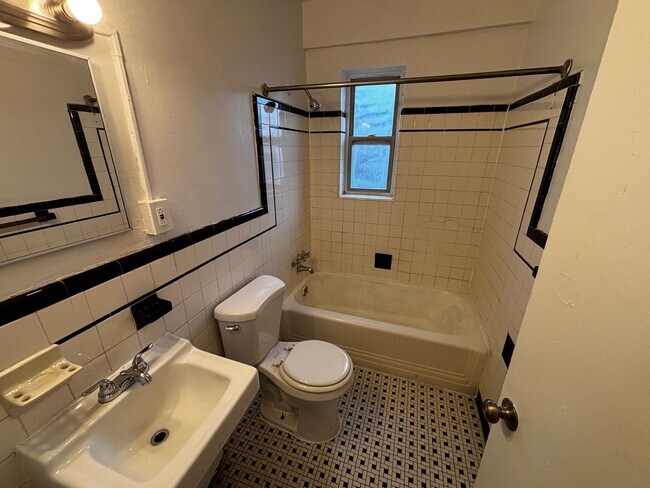 Interior Photo - Bellevue Towers