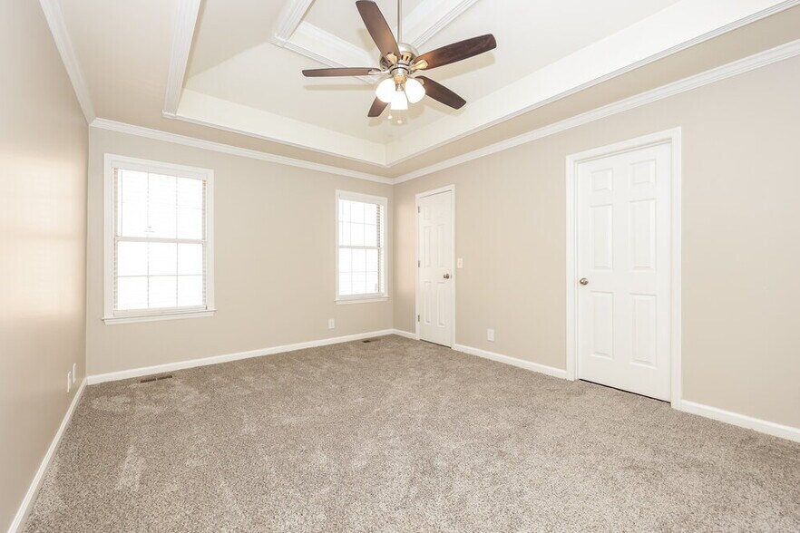 Building Photo - 6381 Paddington Way