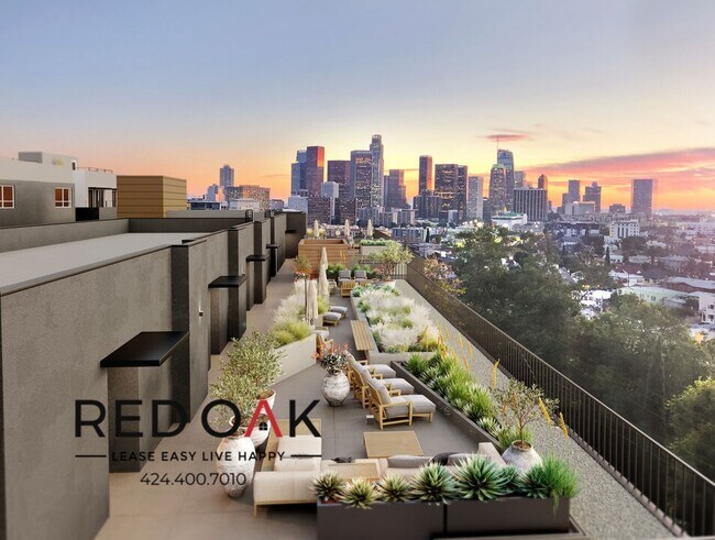 Building Photo - 1011-1013 Everett St-A-103