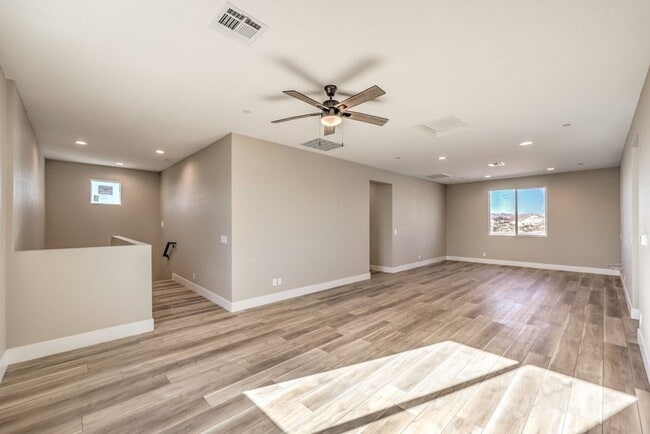 Building Photo - RARE HORSE PROPERTY FOR RENT – NEAR BLM LAND | HENDERSON, NV