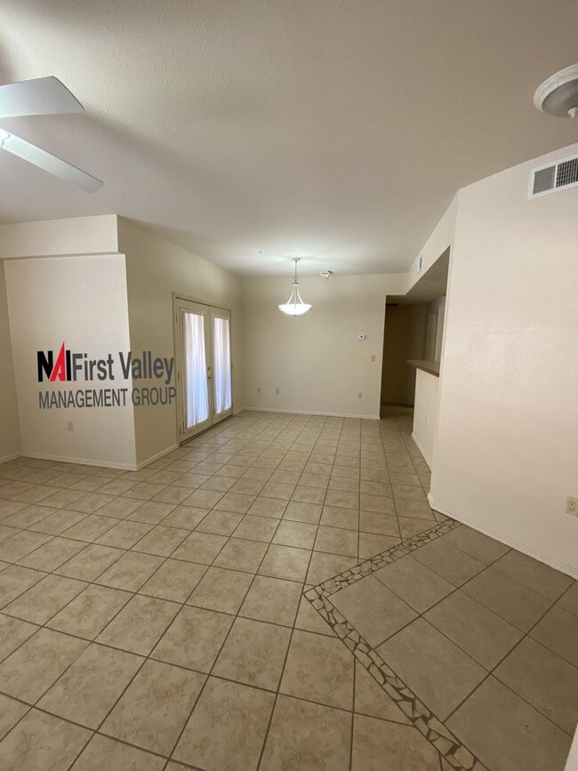 Building Photo - 1 Bedroom, 1 Bath