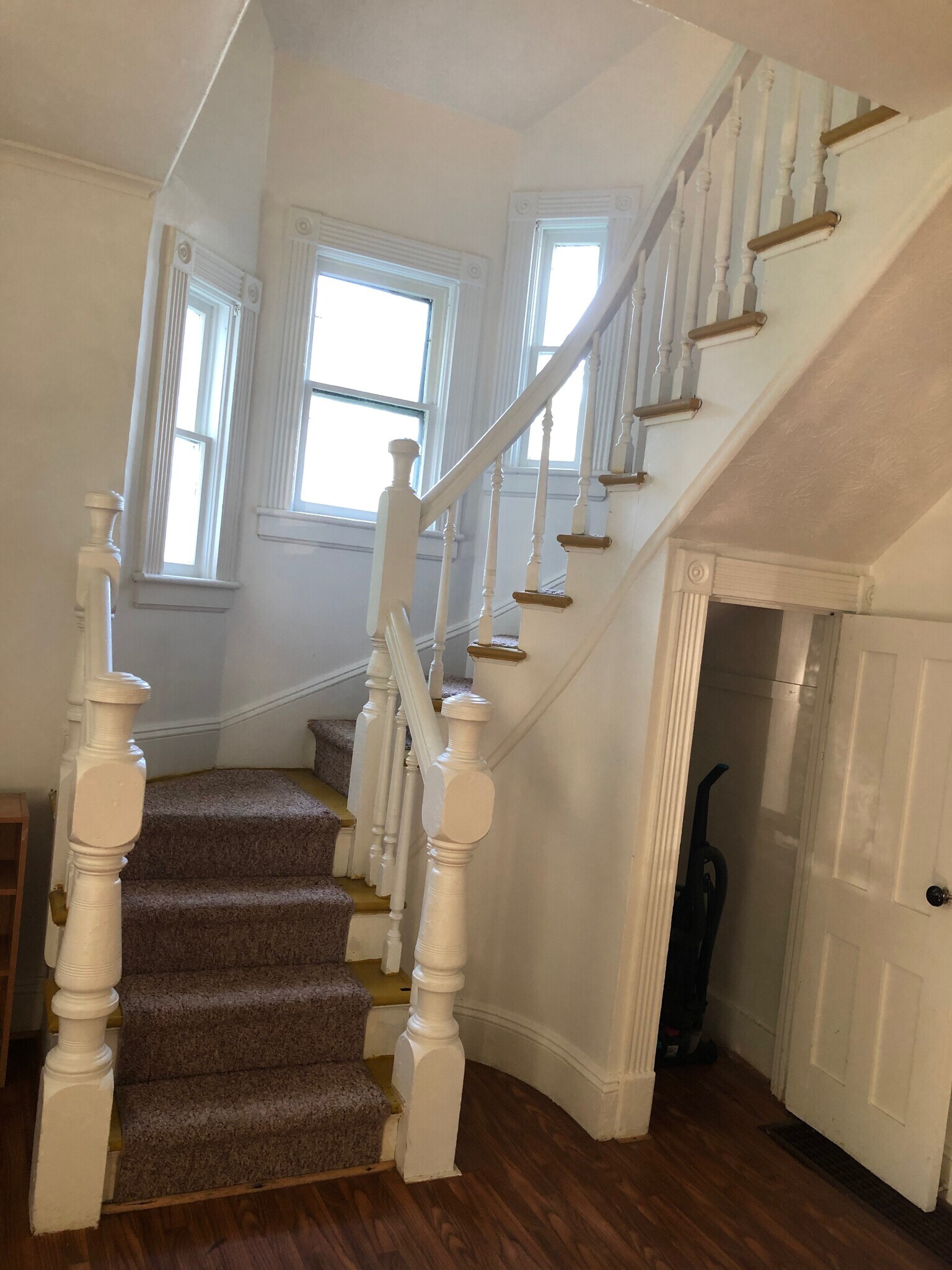 Building Photo - 68 2nd St