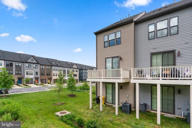 Building Photo - 7735 Steatite Ln