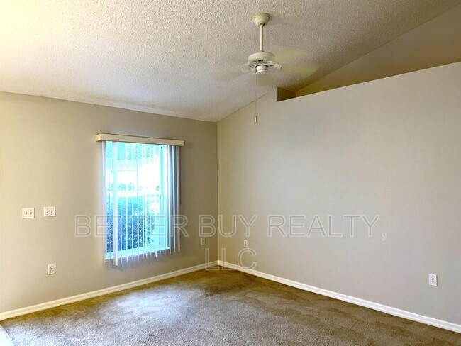 Building Photo - 28 Princess Dolores Ln