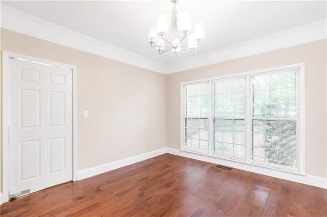 Building Photo - 919 Bridgegate Dr NE