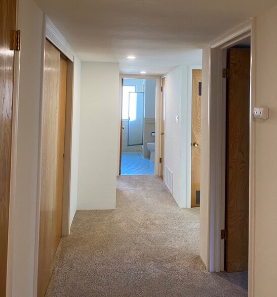 Hallway Entrance - hallway closets and bathroom - 1263 Cherry St