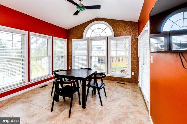 Building Photo - 11411 N Star Dr