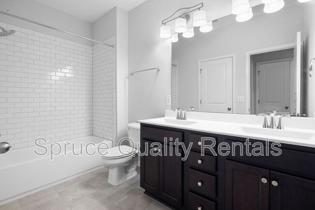 Building Photo - 1115 Beyer Pl