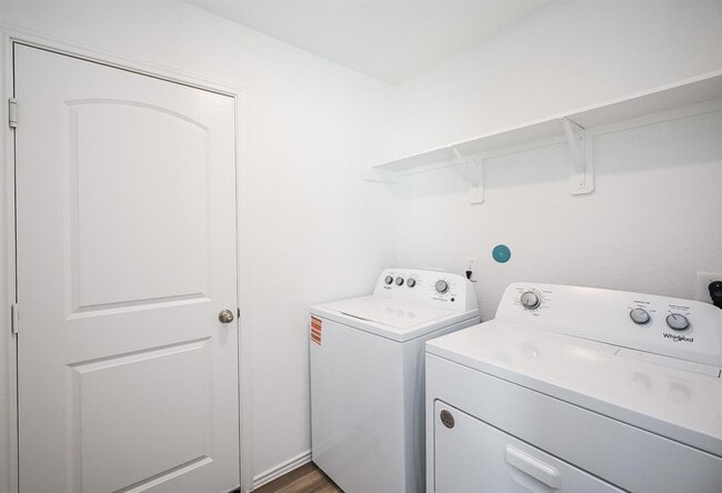 Building Photo - 16738 Paintbrush Holw Ln