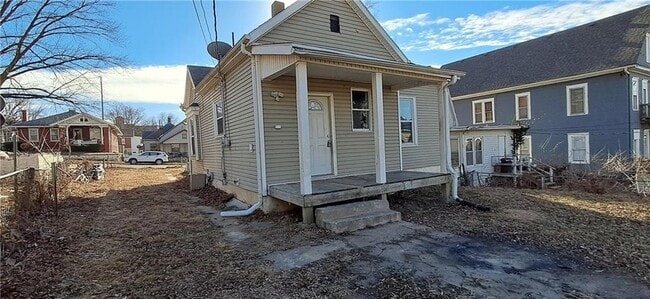 Building Photo - 107 Indiana Ave