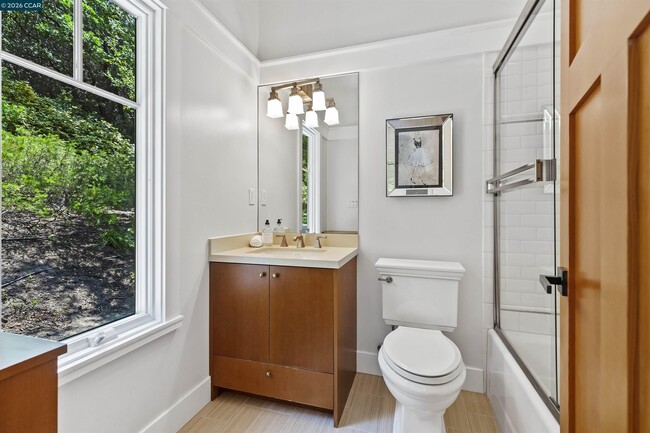 Building Photo - 1754 Reliez Valley Rd