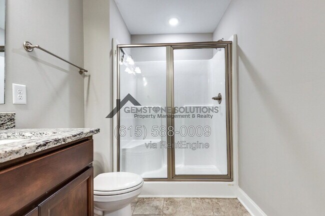 Building Photo - 714 Hahn Ct