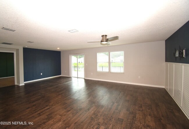 Building Photo - 11513 Stickleback Ln