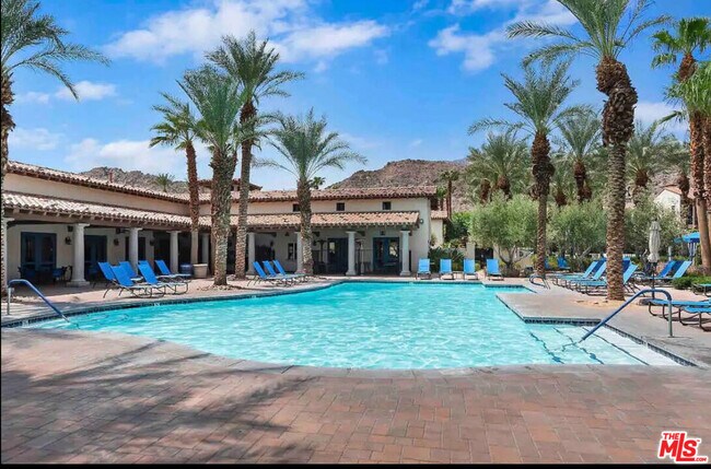 Building Photo - 77709 Tradition Dr