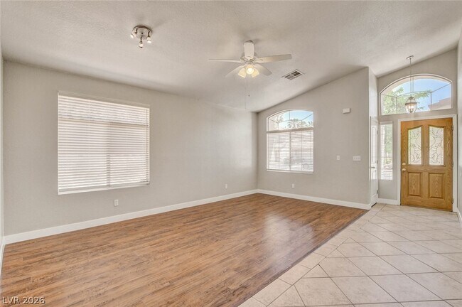 Building Photo - 980 Sand Coral Dr