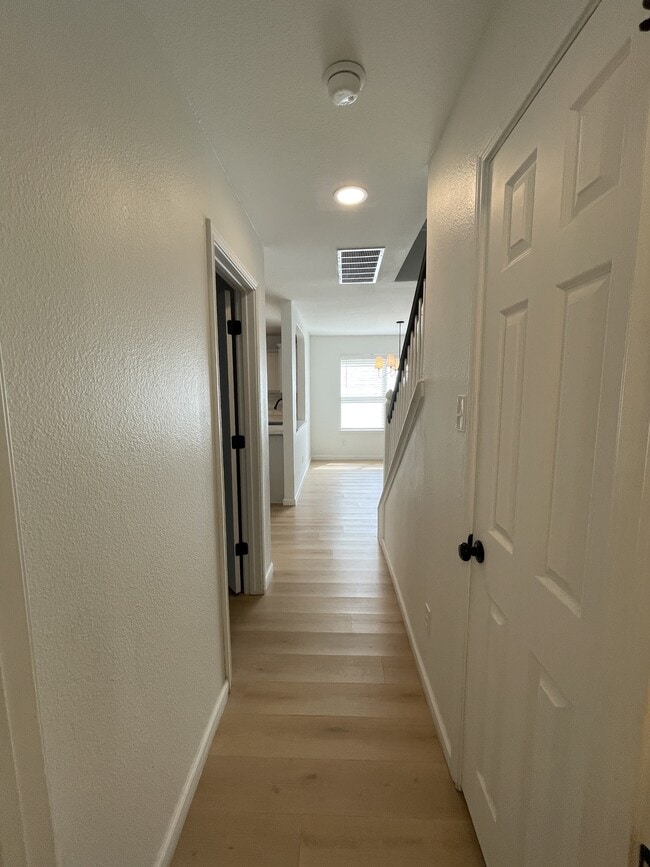 Building Photo - 6715 Gunlock Creek