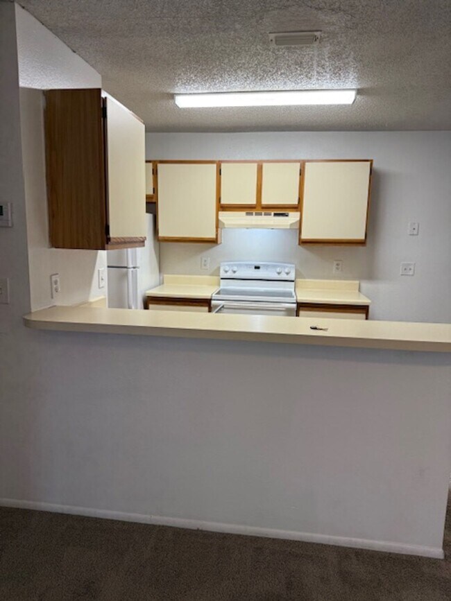 Building Photo - LANDING 2-BEDROOM CONDO