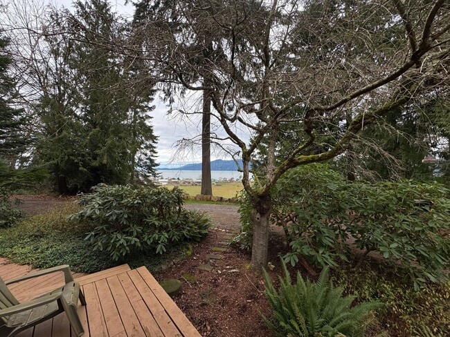 Building Photo - Gorgeous Samish Island Home Available