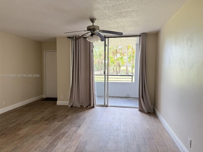 Building Photo - 811 Lyons Rd