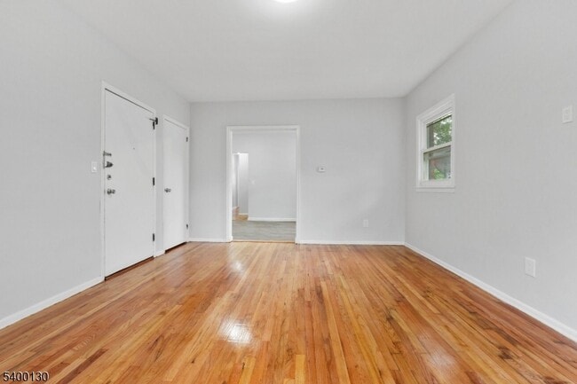 Building Photo - 2063 Elizabeth Ave