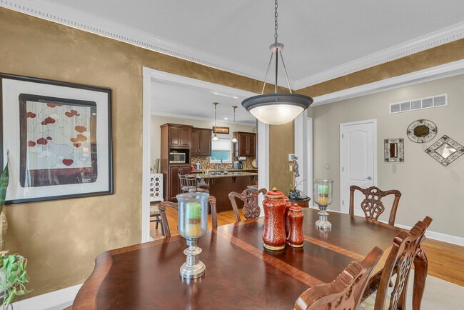 Building Photo - Wonderful 4 Bedroom Home in Palisades Park