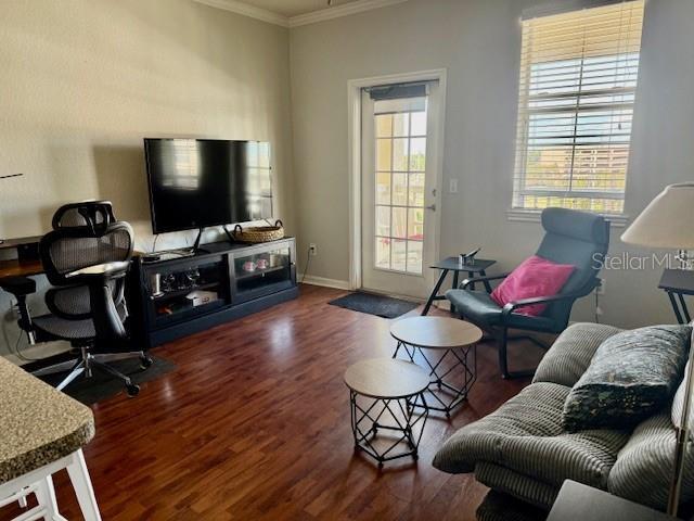 Building Photo - 860 N Orange Ave