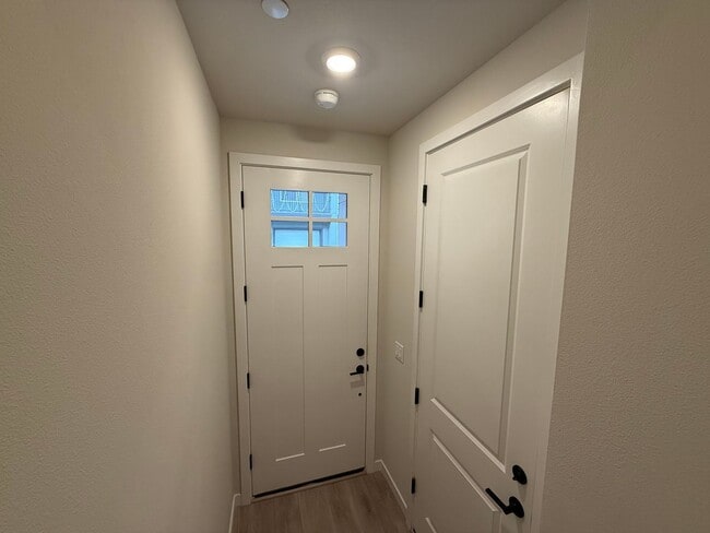 Building Photo - Brand New 2 bed/2.5 bath with 2-car garage...