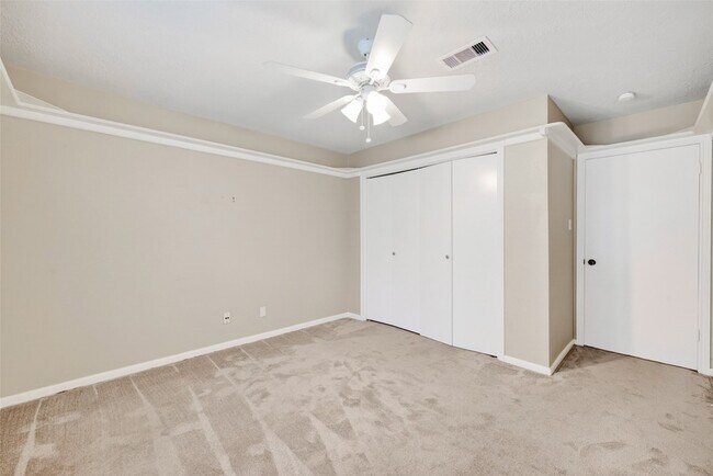 Building Photo - 18111 Shireoak Dr