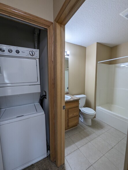 Building Photo - 3119 SW Sharmin Lane