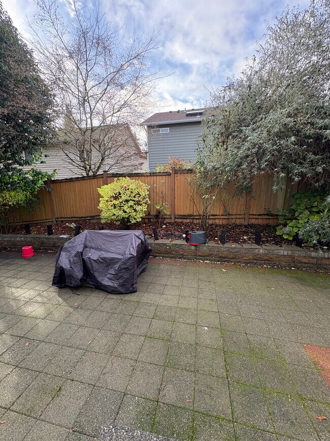 Building Photo - 18218 28th Dr SE