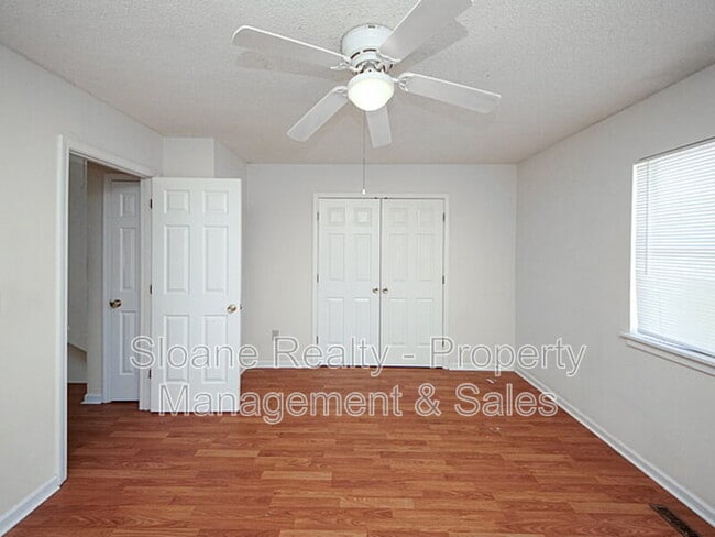 Building Photo - 1408 D Camp Rd