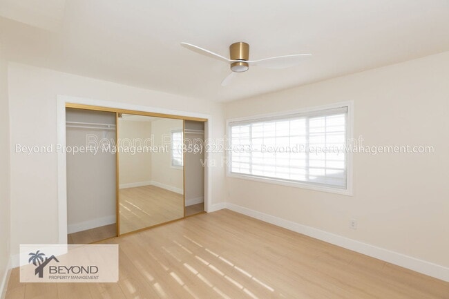 Building Photo - 8987 Jade Coast Ln