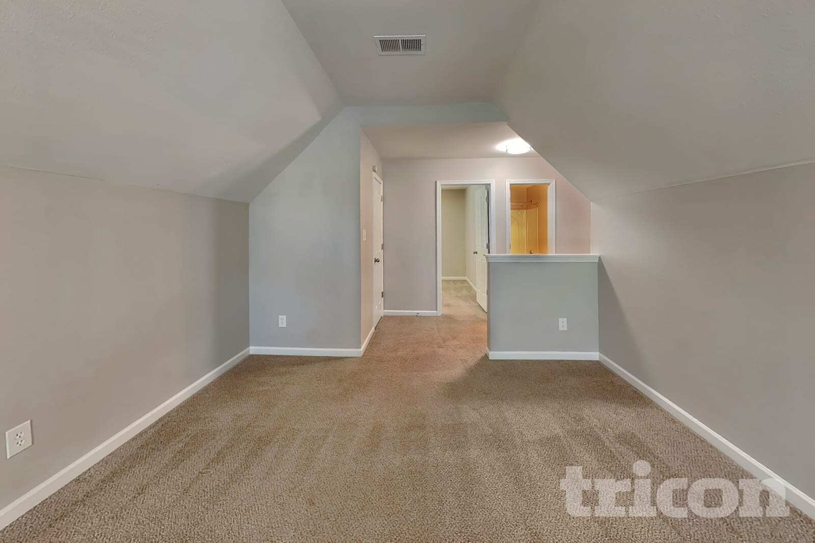 Building Photo - 1129 Hawick Dr