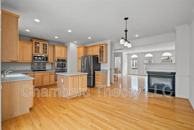 Building Photo - 8453 Kirby Lionsdale Dr