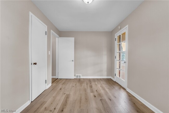 Building Photo - 10008 Edgepark Dr