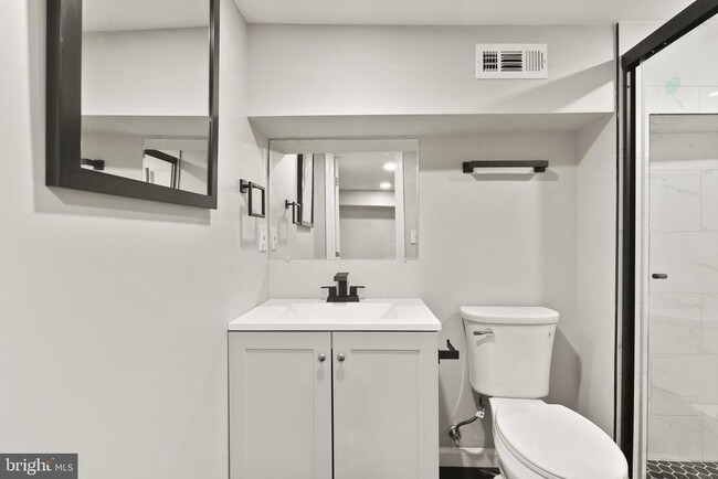 Building Photo - 6314 7th St NW