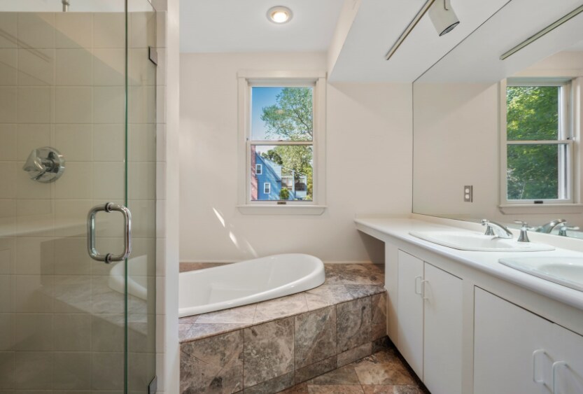 Building Photo - 259 Mount Auburn St
