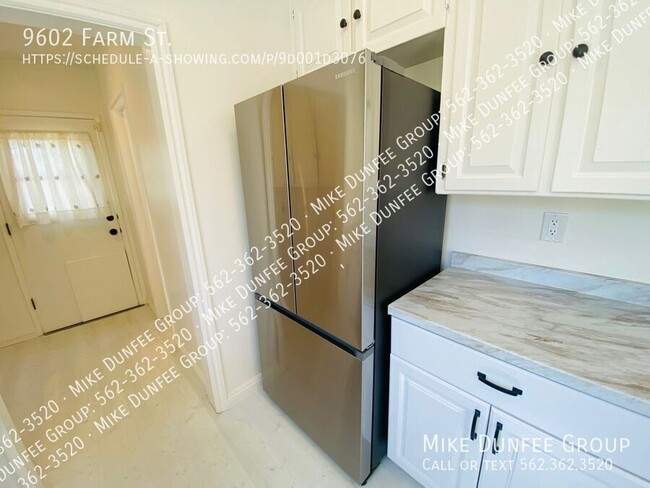 Building Photo - 9602 Farm St