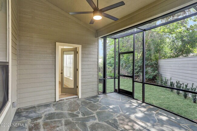 Building Photo - 38 Loggerhead Ln