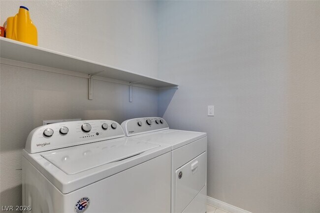 Building Photo - 10743 Skye Lily Ave