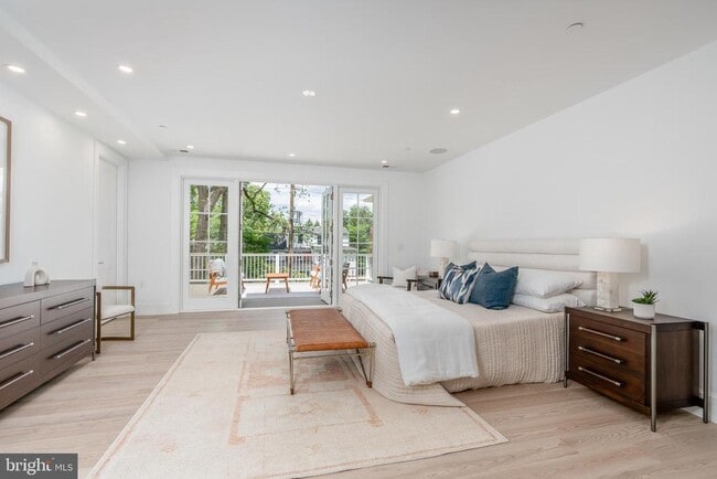 Building Photo - 4821 Rodman St NW