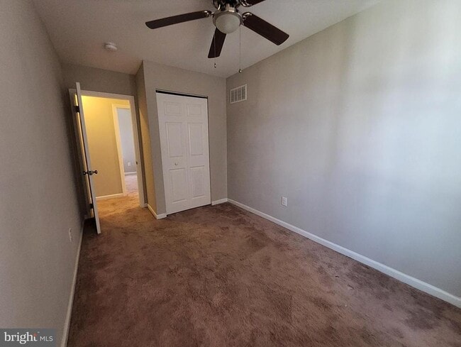 Building Photo - 208 Pelham Rd S