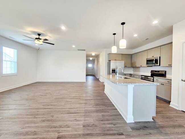 Building Photo - Newly Built Home In Raeford NC