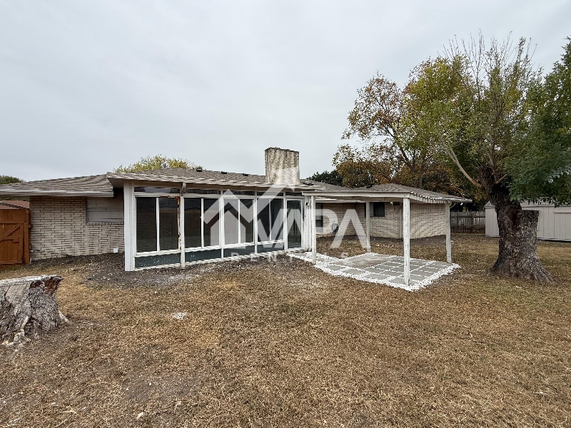 Building Photo - 7403 Castle Crown Dr