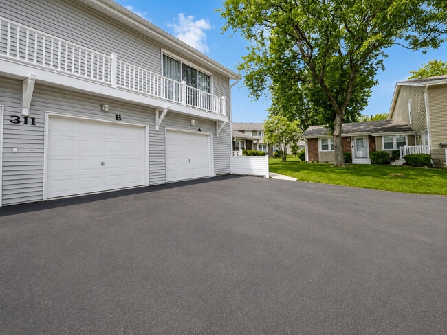 Building Photo - 311 Milton Ct